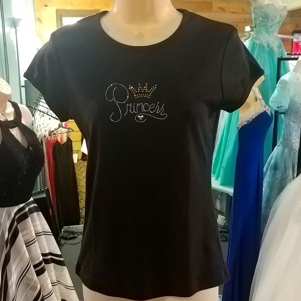 District Threads Top